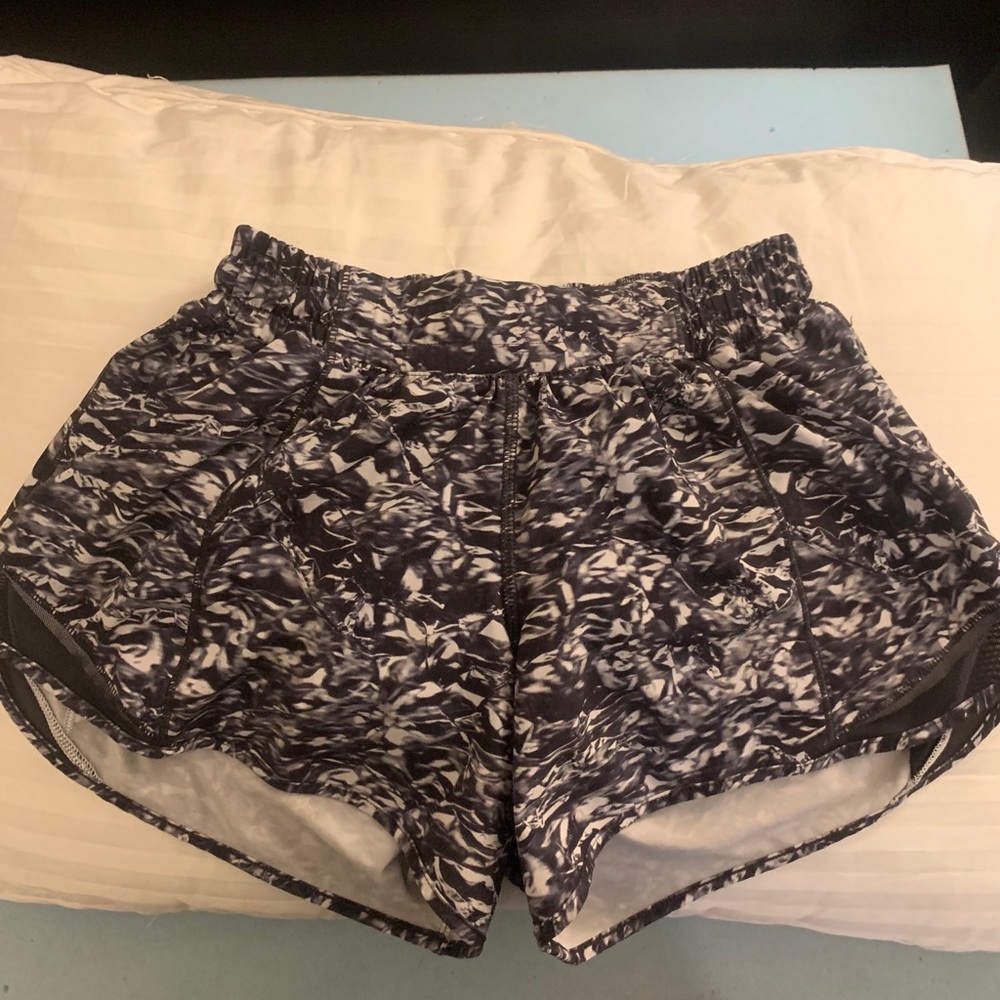 Lululemon Hotty Hot Shorts